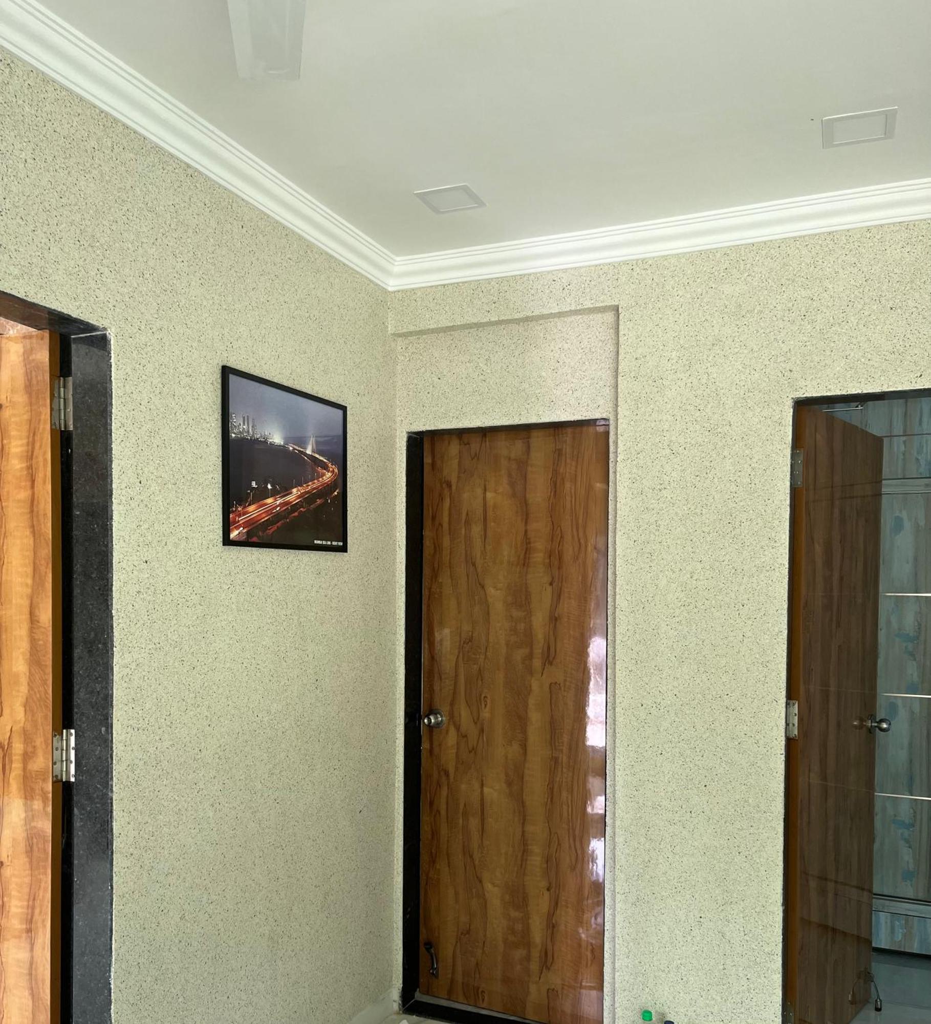 Classic Villa Pālghar Екстериор снимка