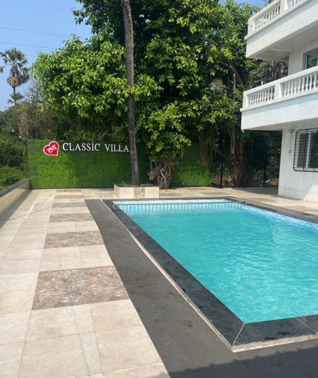 Classic Villa Pālghar Екстериор снимка